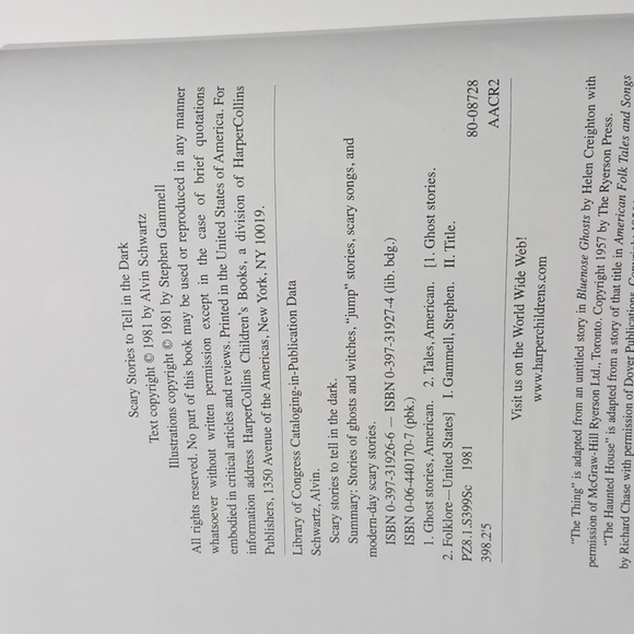 Scary Stories Treasury 1st edition - Picture 3 of 6